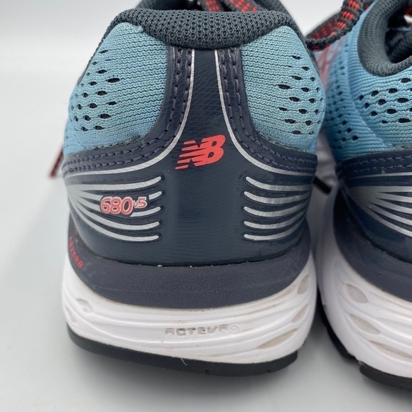 New Balance Blue and Gray Athletic Shoes with Fresh Foam Cushioning - Picture 7 of 16